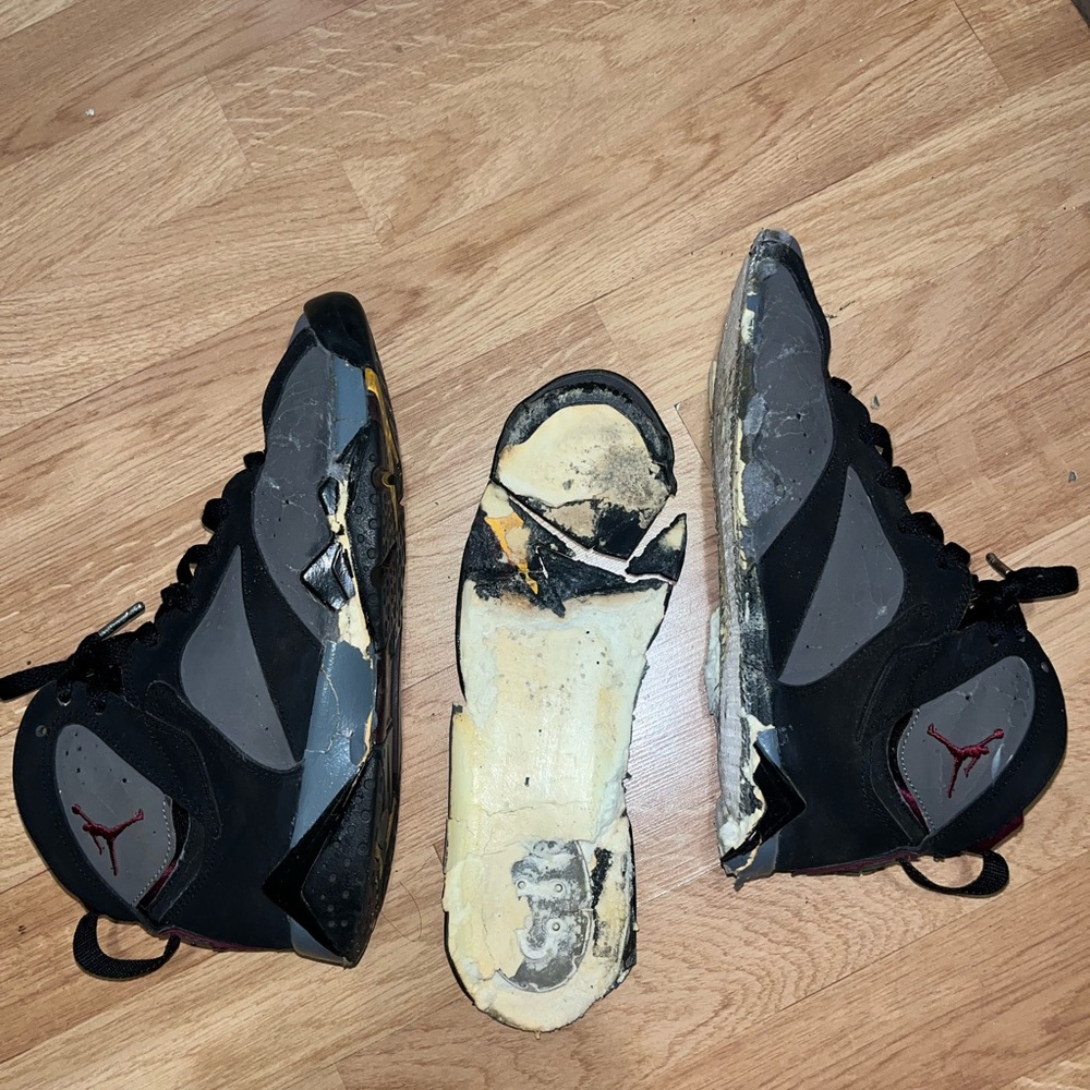 2007 Bardock size 7 no box OG, everything else